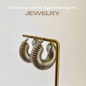 Beautiful Pair of High Quality Silver Plated French Hoop Earrings